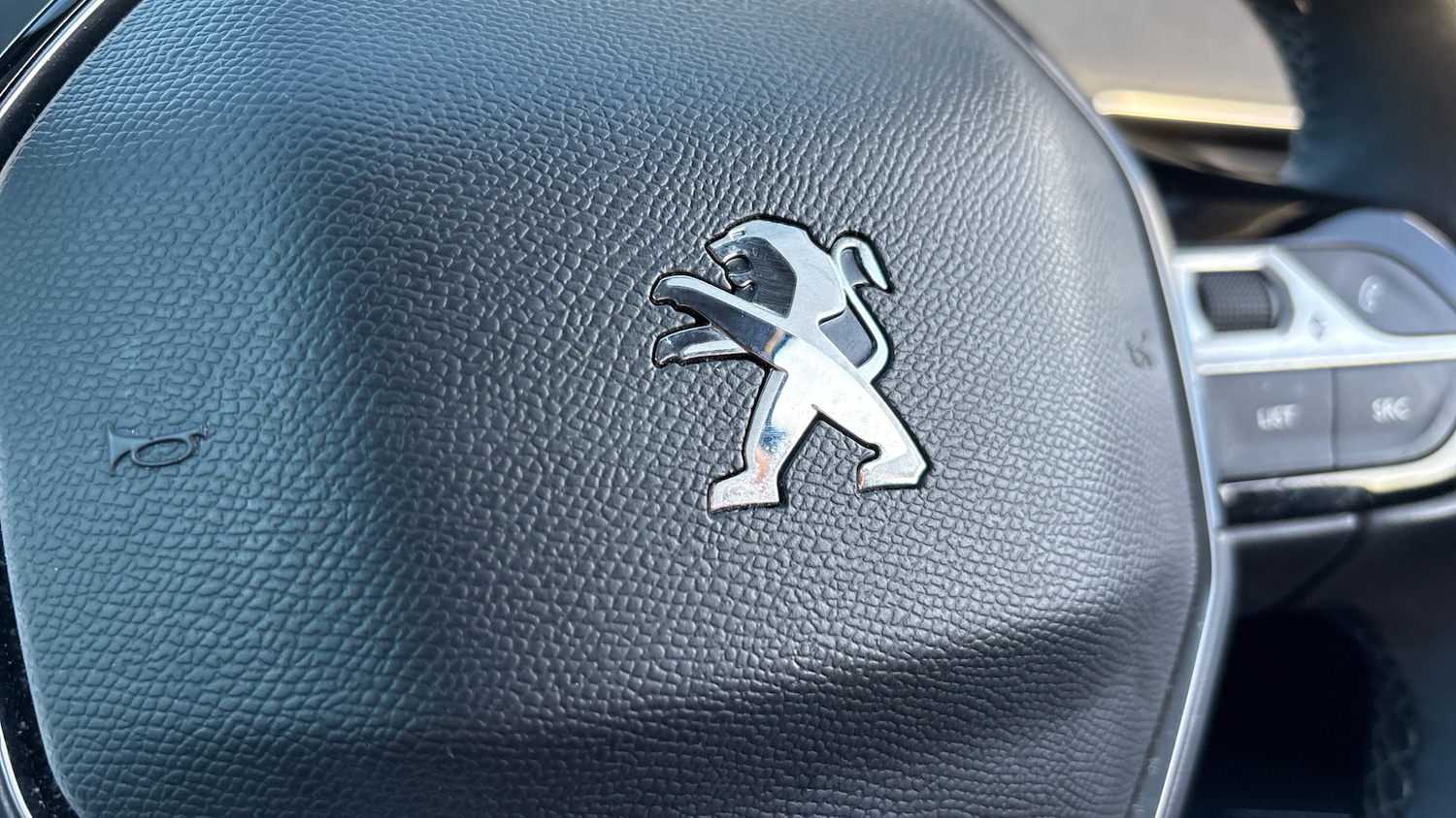 Used Peugeot 3008 2022 for sale - 76667837: Photo 53