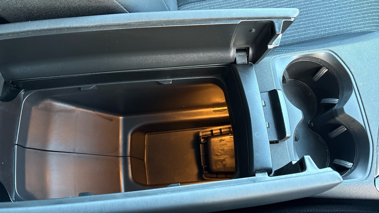 Used Peugeot 3008 2022 for sale - 76667837: Photo 54