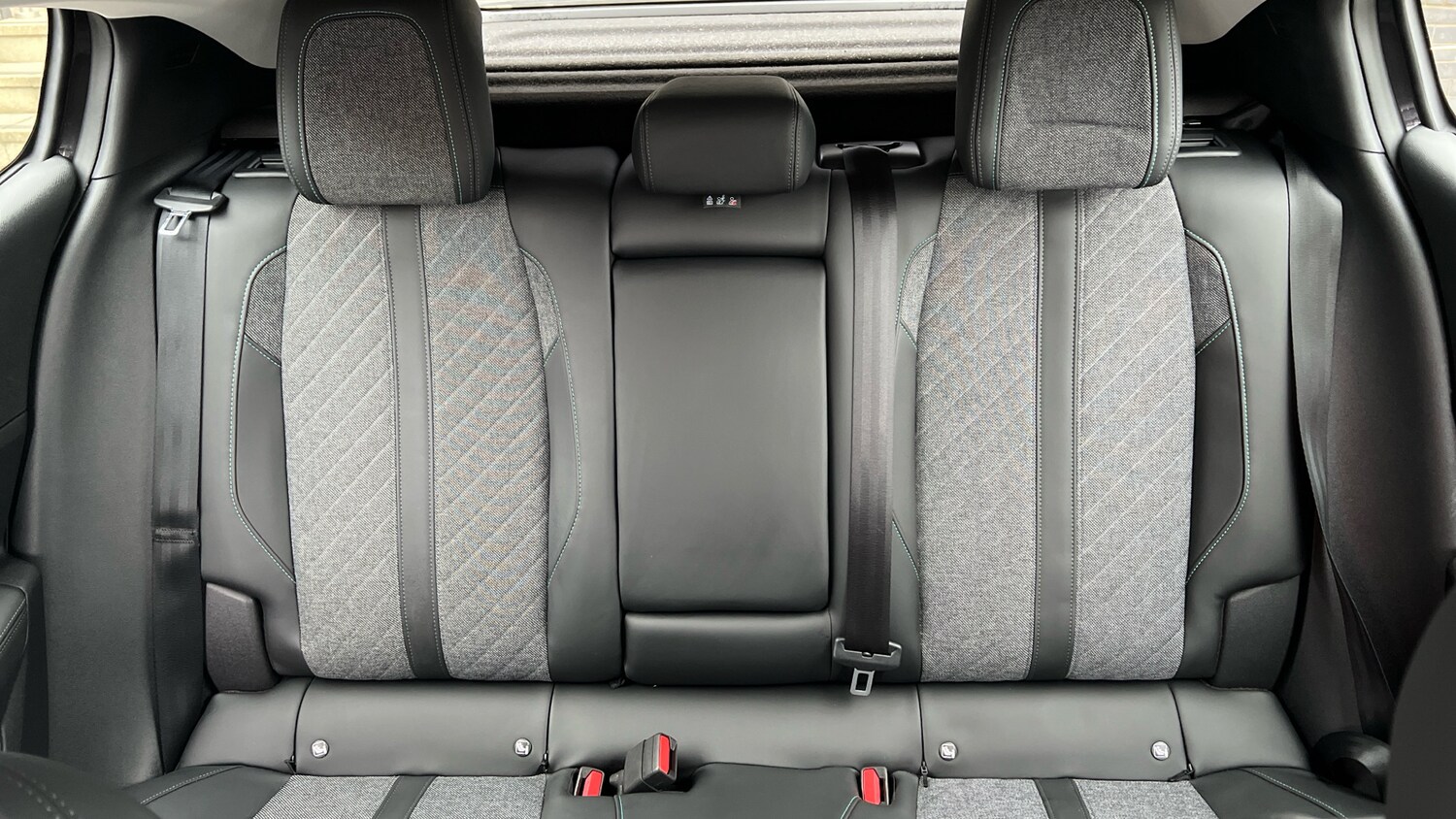 Used Peugeot 408 2023 for sale - 78171958: Photo 25