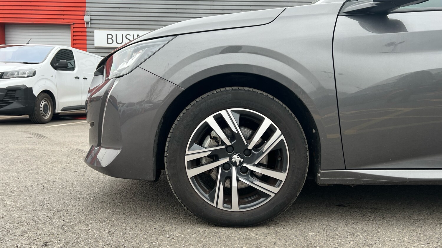 Used Peugeot 208 2023 for sale - 78102260: Photo 14