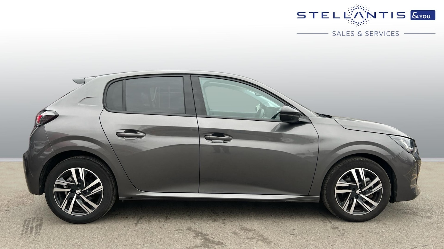 Used Peugeot 208 2023 for sale - 78102260: Photo 2