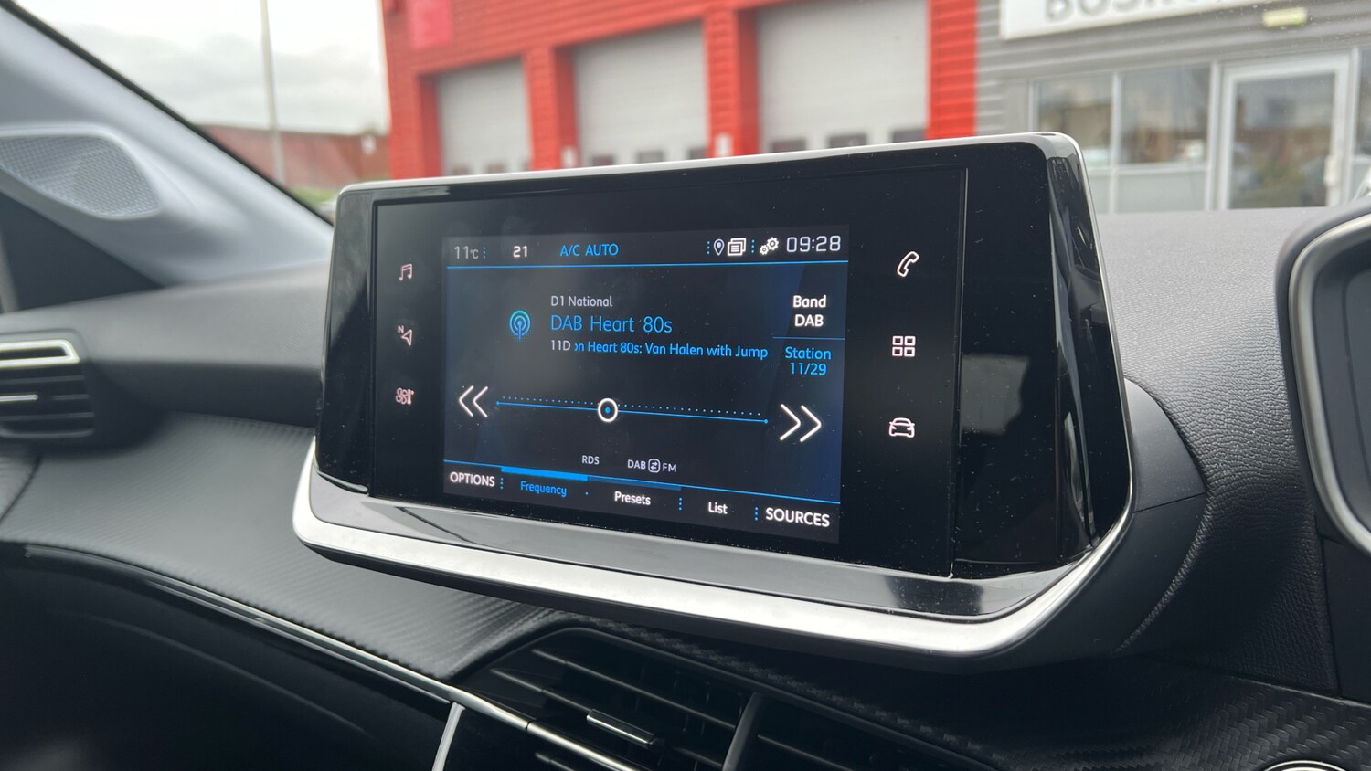 Used Peugeot 208 2023 for sale - 78102260: Photo 29