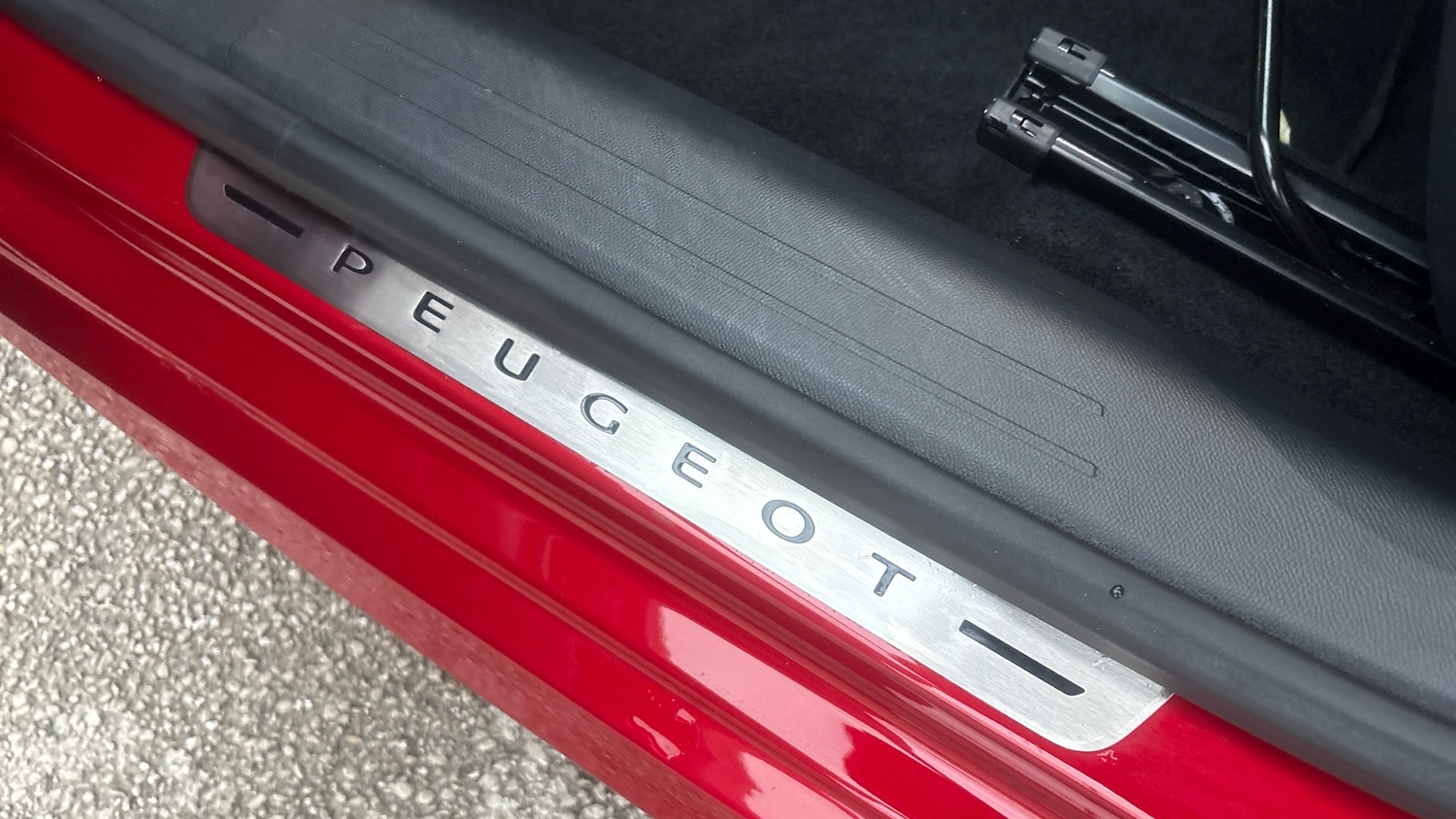 Used Peugeot 208 2023 for sale - 77042334: Photo 41