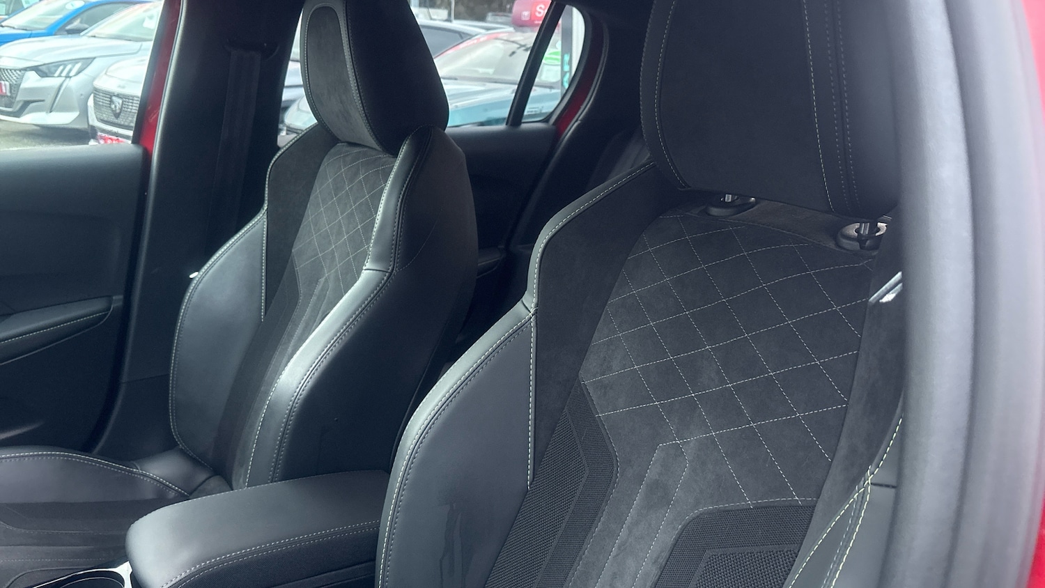 Used Peugeot 208 2023 for sale - 77042334: Photo 42