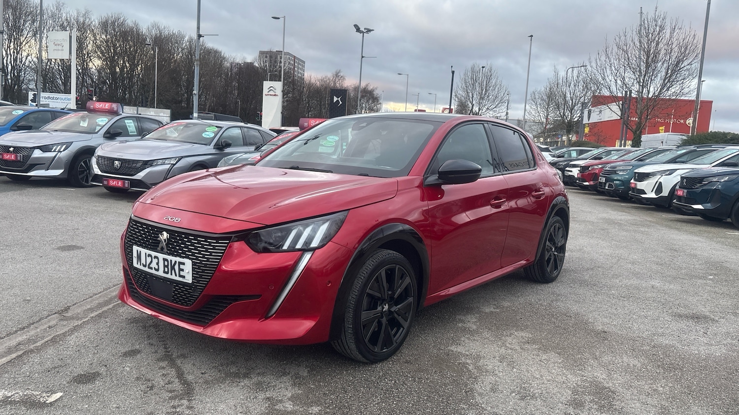 Used Peugeot 208 2023 for sale - 77042334: Photo 8