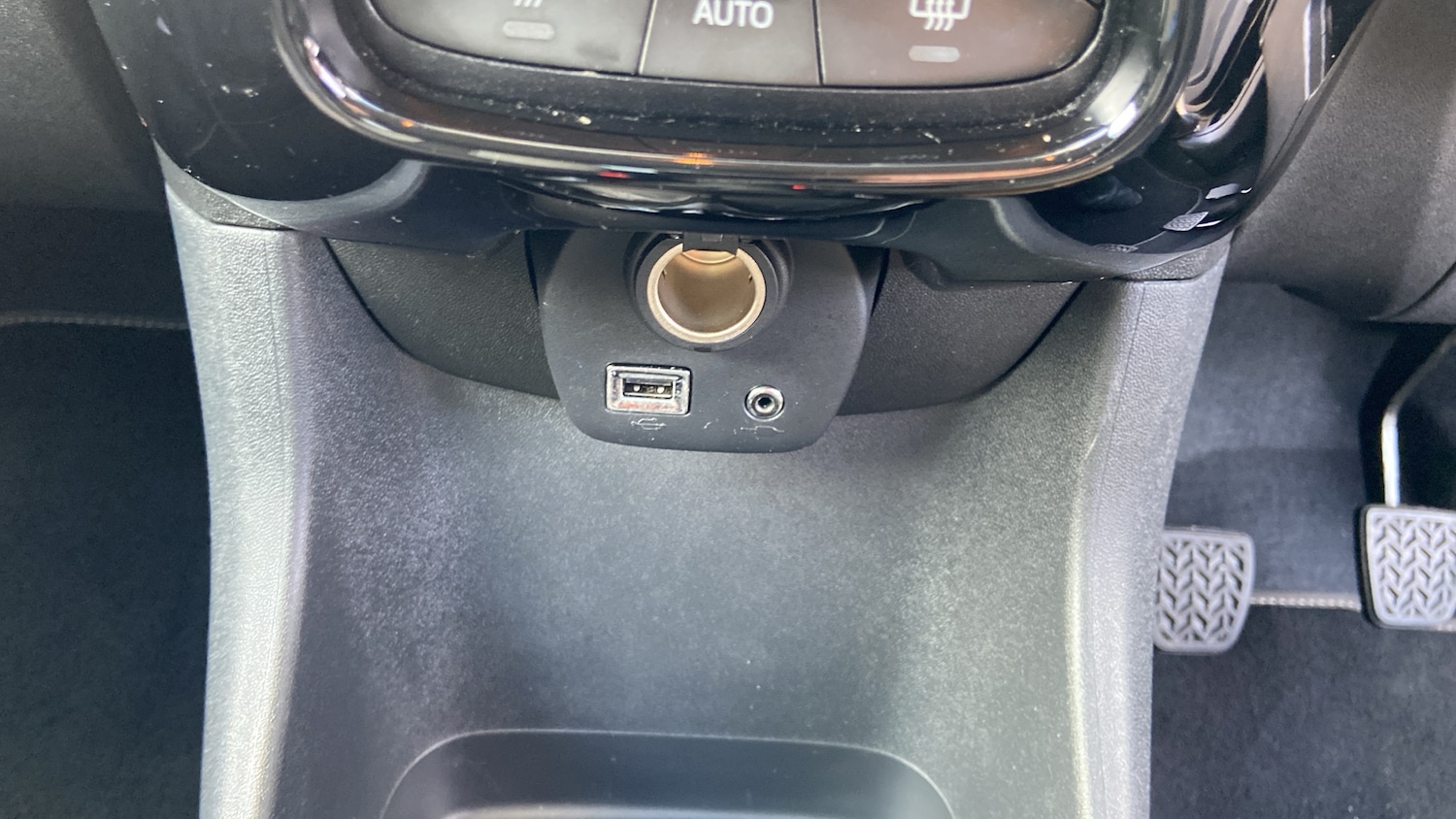 Vehicle 35