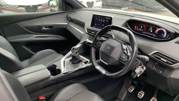 Used Peugeot 5008 2019 for sale - 76110268: Photo 11