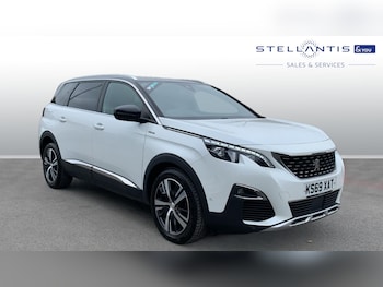 Peugeot - 5008
