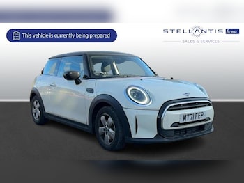 2022 - 1.5 Cooper Classic Hatchback 3dr Petrol Manual Euro 6 (s/s) (136 ps)