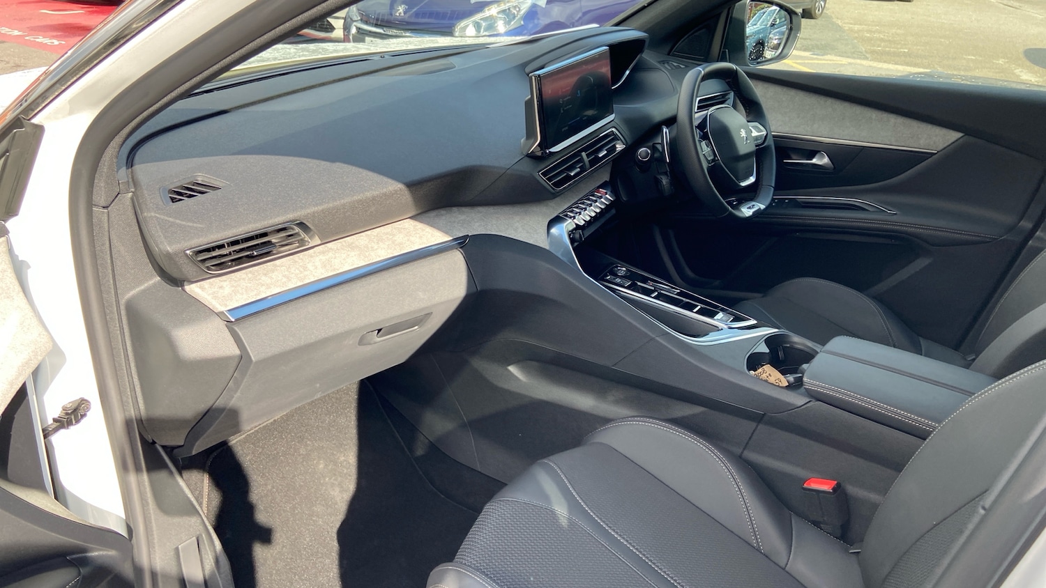 Used Peugeot 3008 2023 for sale - 77306877: Photo 13