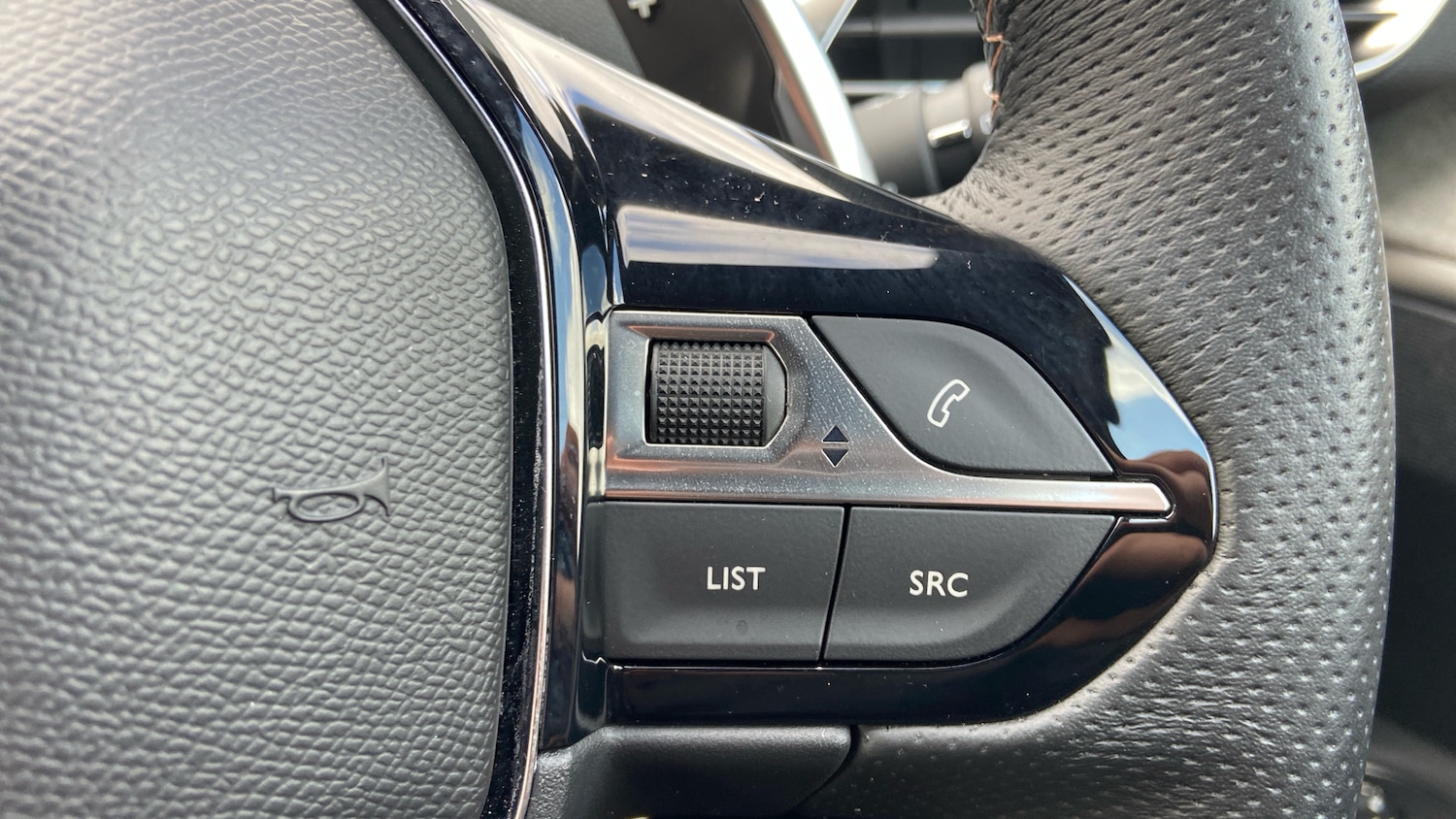 Used Peugeot 3008 2023 for sale - 77306877: Photo 25