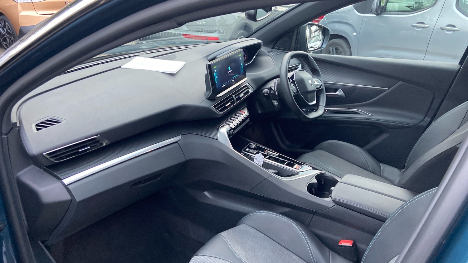 Used Peugeot 3008 2024 for sale - 76061541: Photo 12