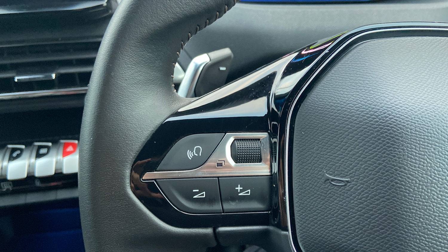 Used Peugeot 3008 2024 for sale - 76061541: Photo 23