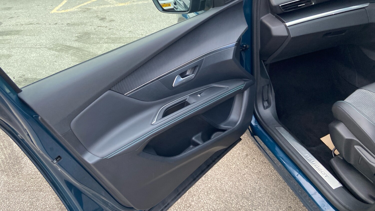 Used Peugeot 3008 2024 for sale - 76061541: Photo 41