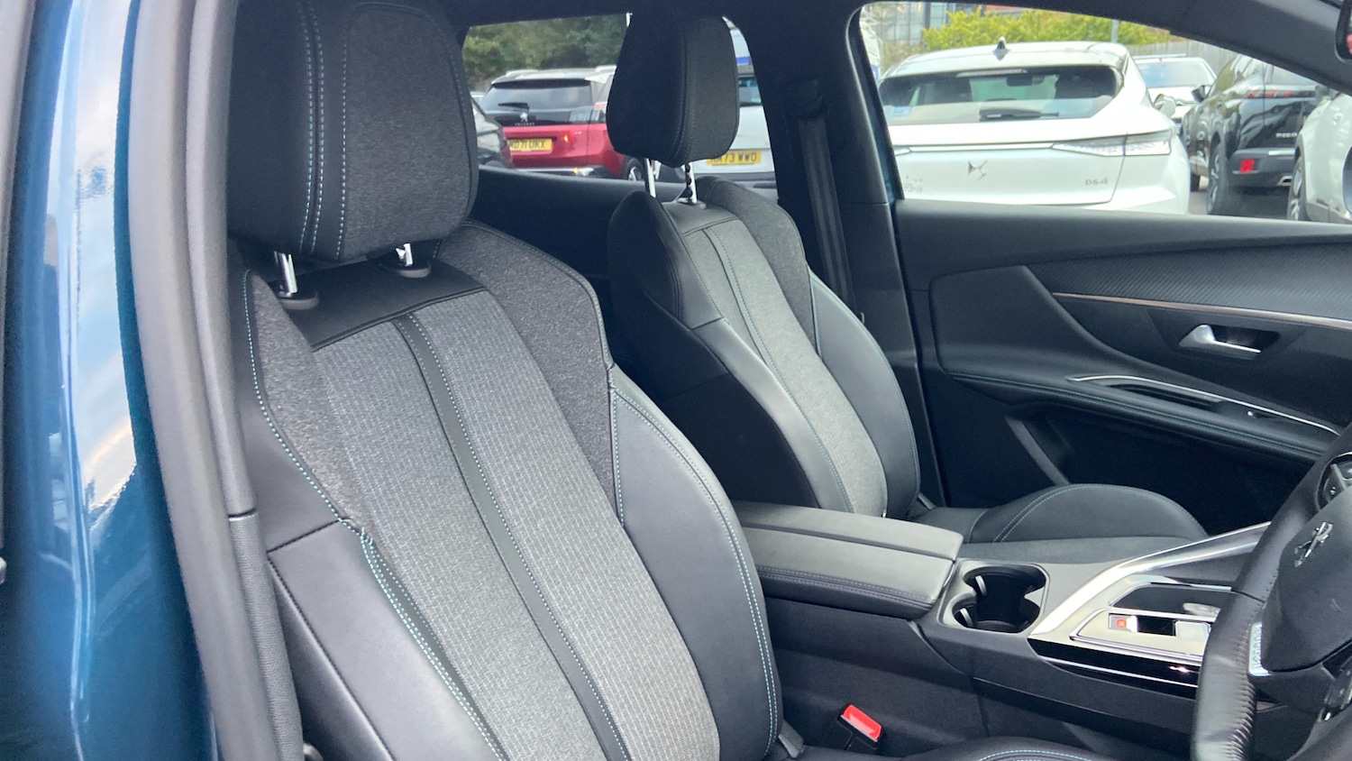 Used Peugeot 3008 2024 for sale - 76061541: Photo 42