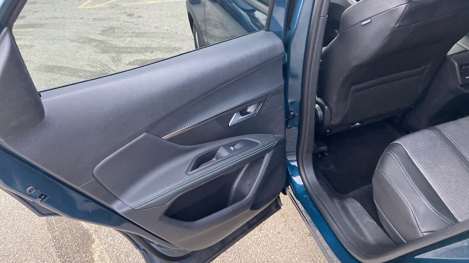 Used Peugeot 3008 2024 for sale - 76061541: Photo 50