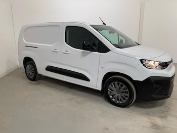 Used Citroen Berlingo 2024 for sale - 76073681: Photo