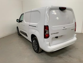 Used Citroen Berlingo 2024 for sale - 76073681: Photo