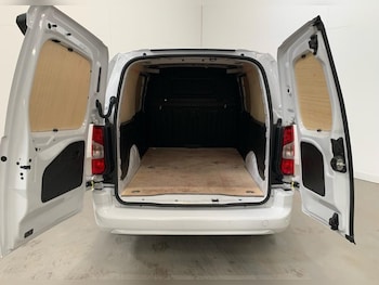 Used Citroen Berlingo 2024 for sale - 76073681: Photo
