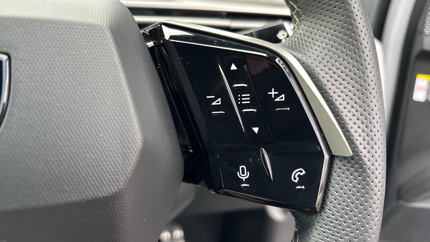 Used Peugeot 3008 2025 for sale - 77809573: Photo 24