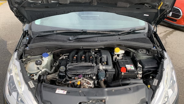 Used Peugeot 208 2017 for sale - 76095551: Photo 18