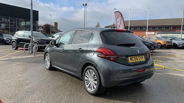 Used Peugeot 208 2017 for sale - 76095551: Photo 5