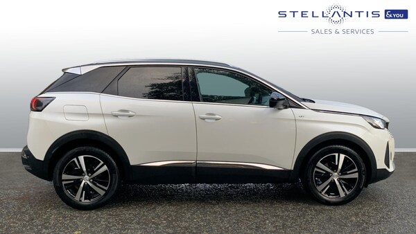 Used Peugeot 3008 2022 for sale - 76099801: Photo 2