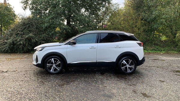 Used Peugeot 3008 2022 for sale - 76099801: Photo 6
