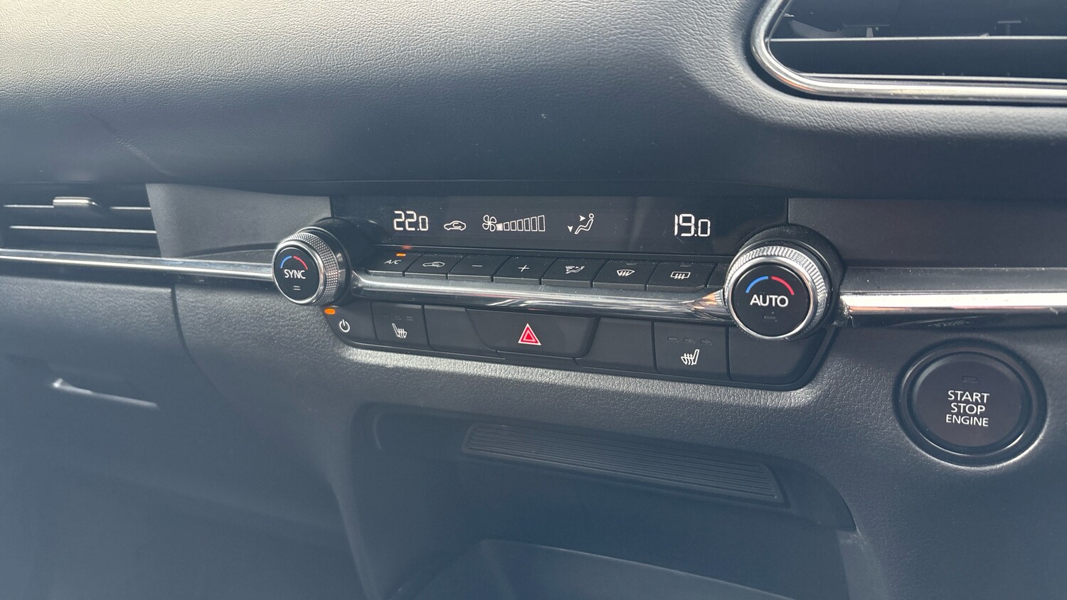 Used Mazda CX-30 2024 for sale - 76123547: Photo 18