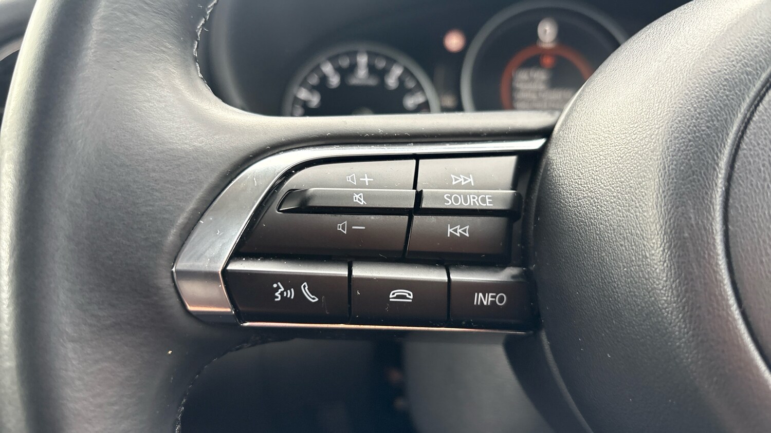 Used Mazda CX-30 2024 for sale - 76123547: Photo 23