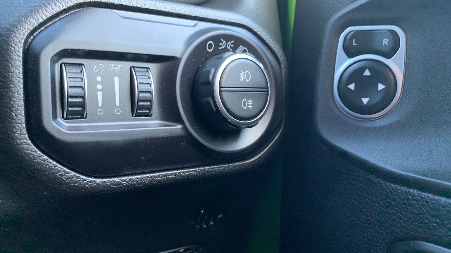 Used Jeep Wrangler 2019 for sale - 76378430: Photo 29