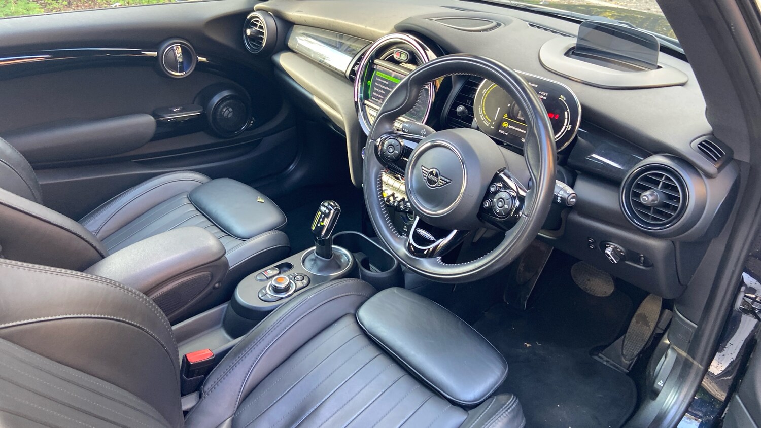 Used MINI Electric Hatch 2020 for sale - 76271381: Photo 11