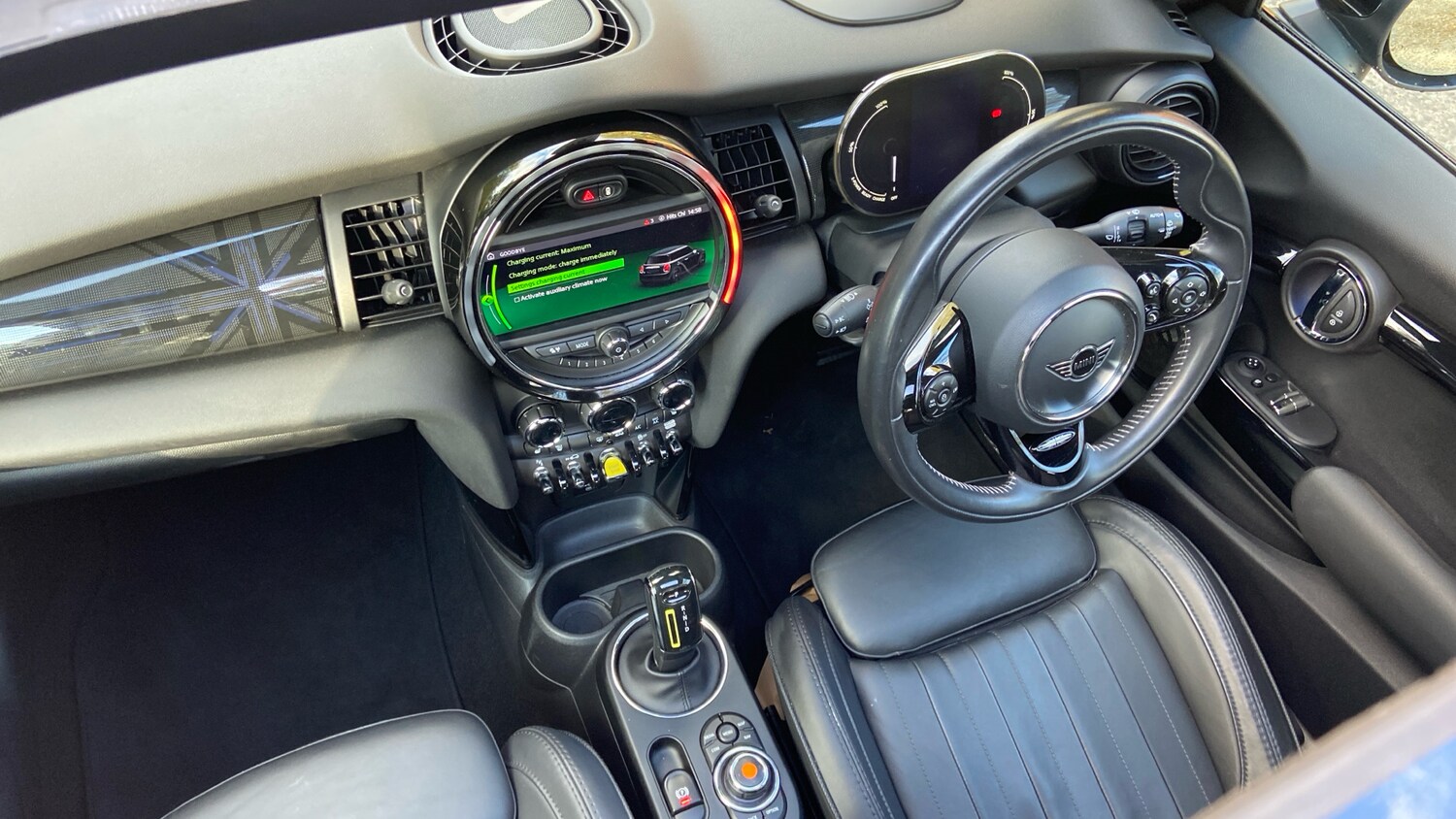 Used MINI Electric Hatch 2020 for sale - 76271381: Photo 4
