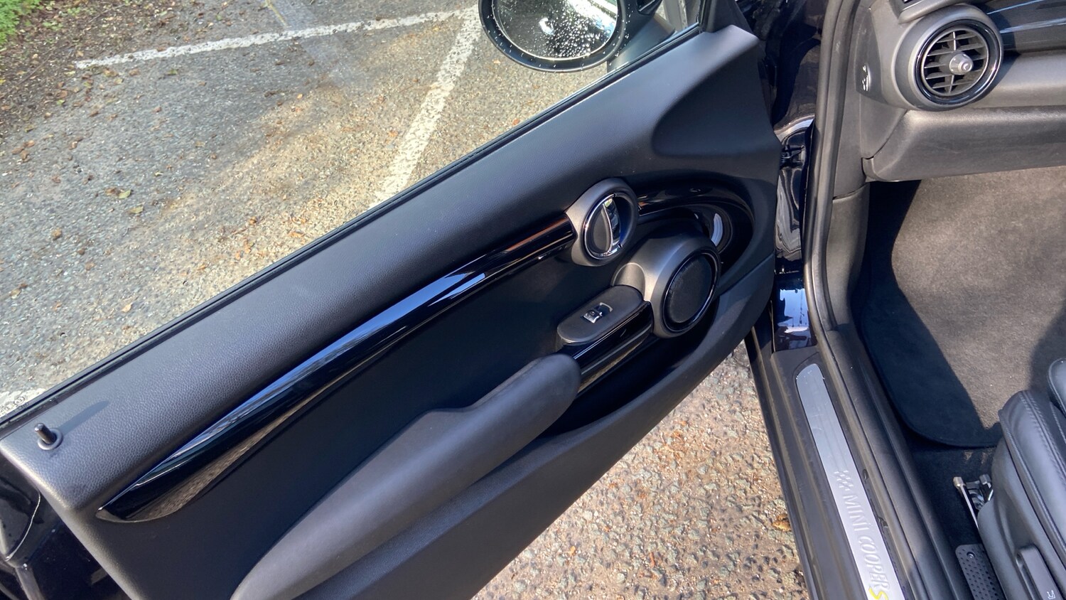 Used MINI Electric Hatch 2020 for sale - 76271381: Photo 40