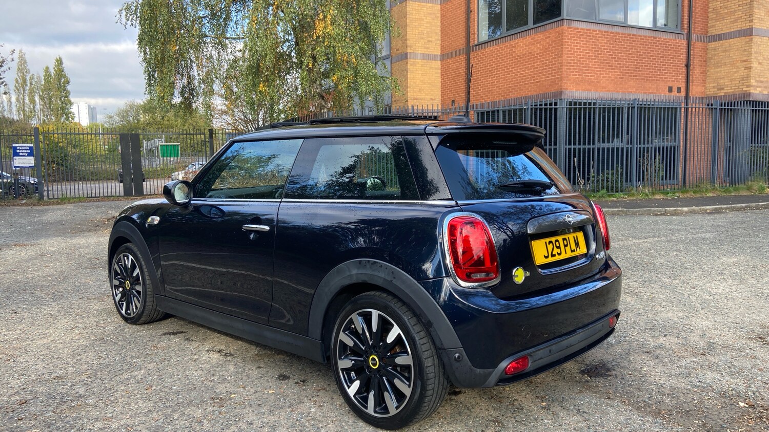 Used MINI Electric Hatch 2020 for sale - 76271381: Photo 5