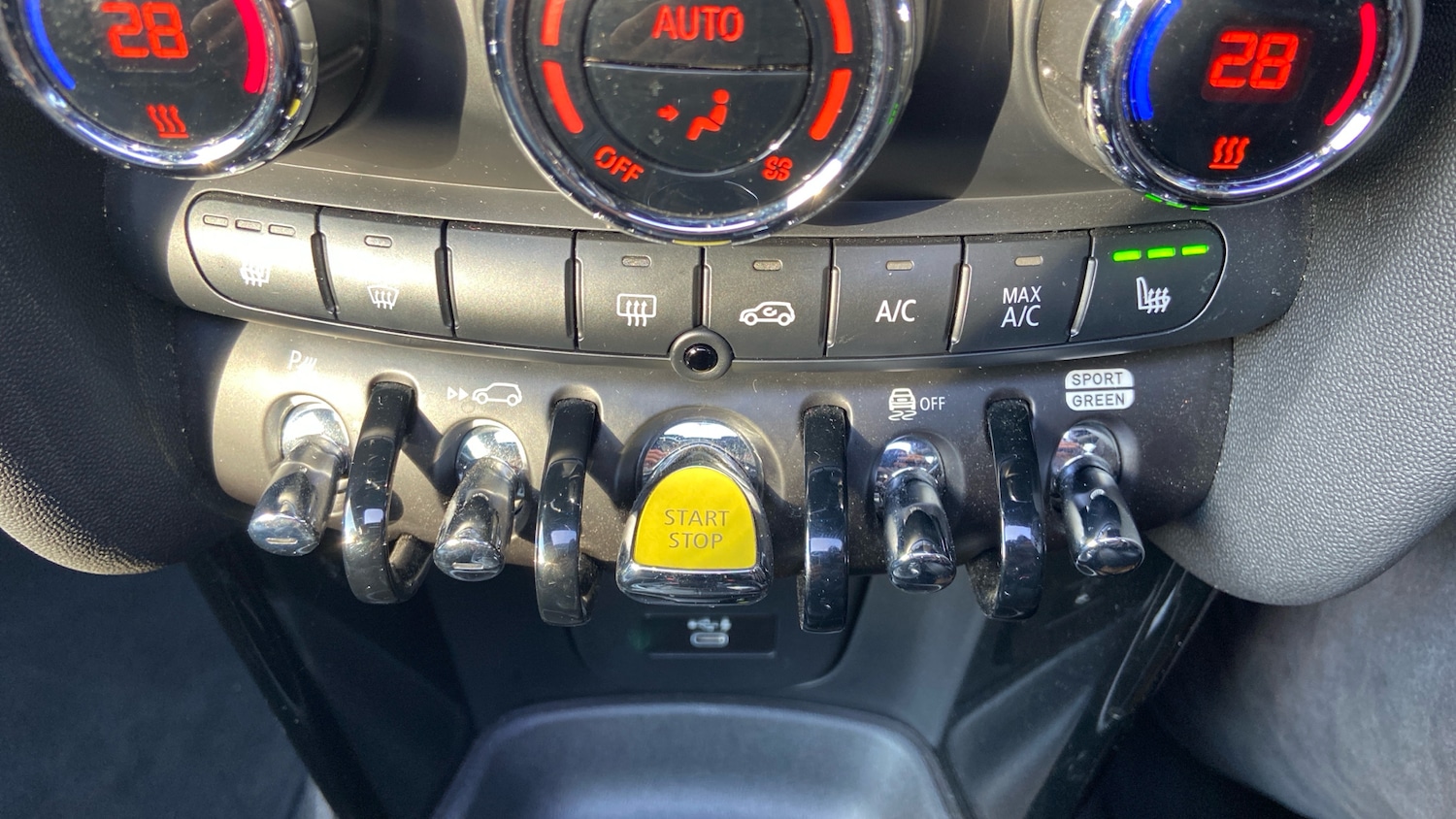Used MINI Electric Hatch 2020 for sale - 76271381: Photo 58