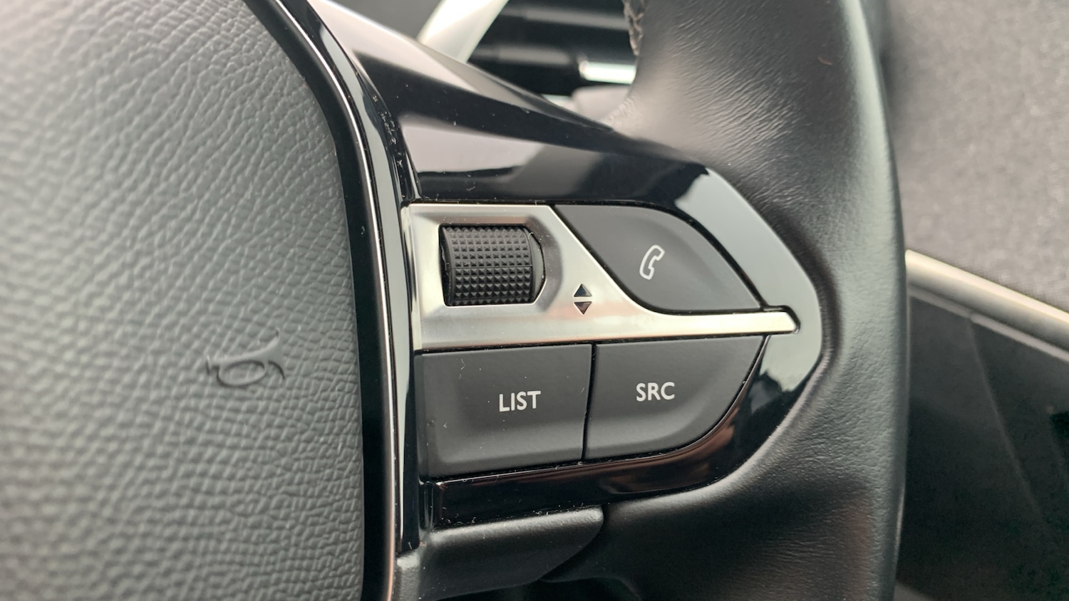 Used Peugeot 3008 2022 for sale - 76359059: Photo 24