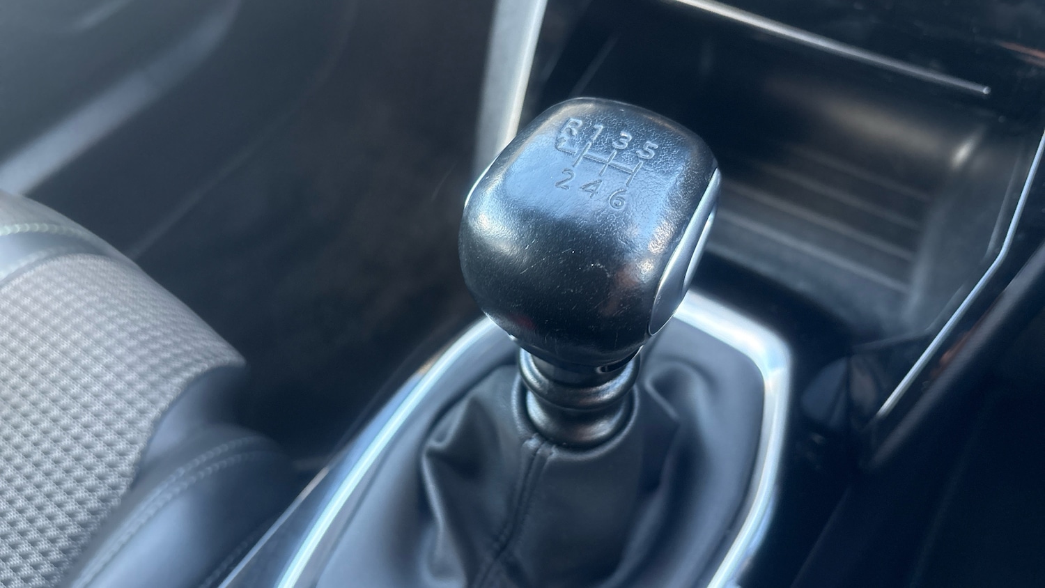 Used Peugeot 2008 2022 for sale - 76787626: Photo 21