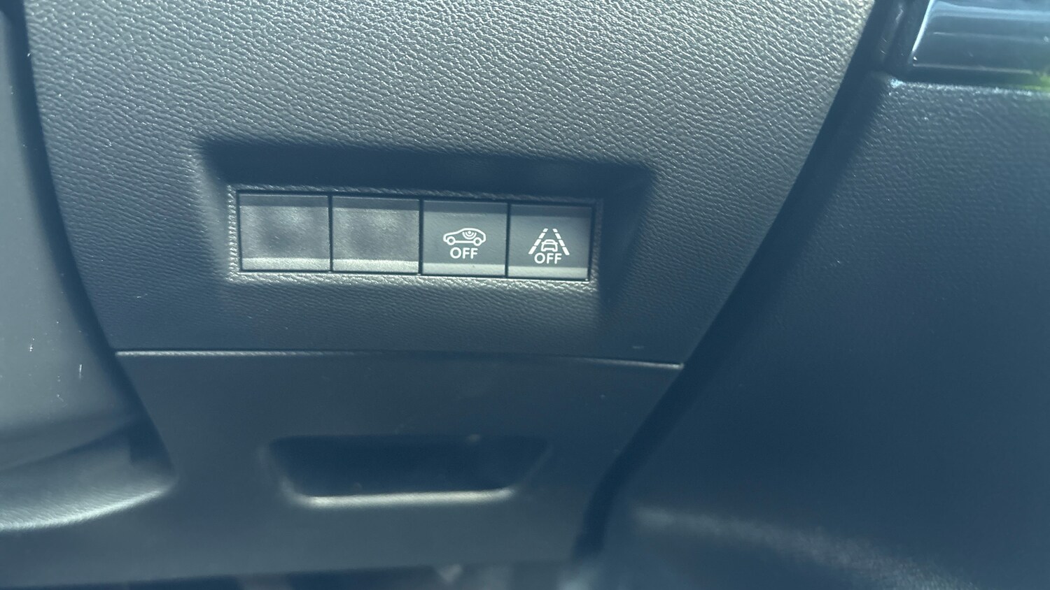 Used Peugeot 2008 2022 for sale - 76787626: Photo 55