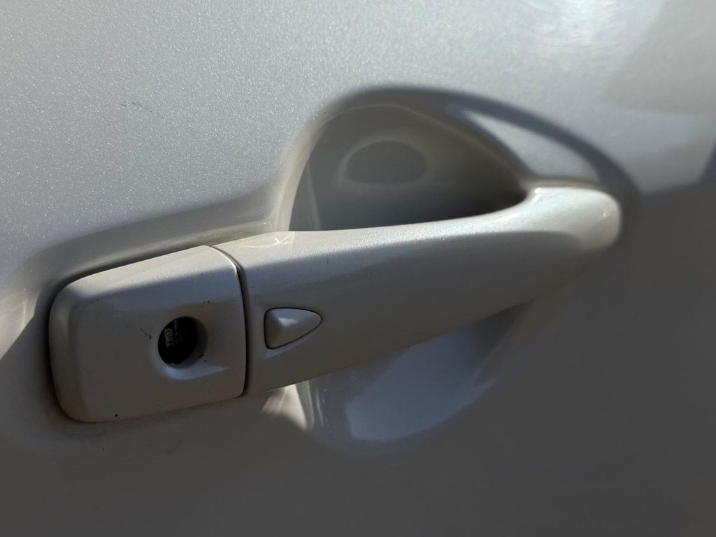 Used Nissan Qashqai 2014 for sale - 78200125: Photo 21