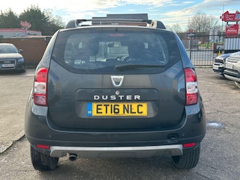 Used Dacia Duster 2016 for sale - 77435932: Photo