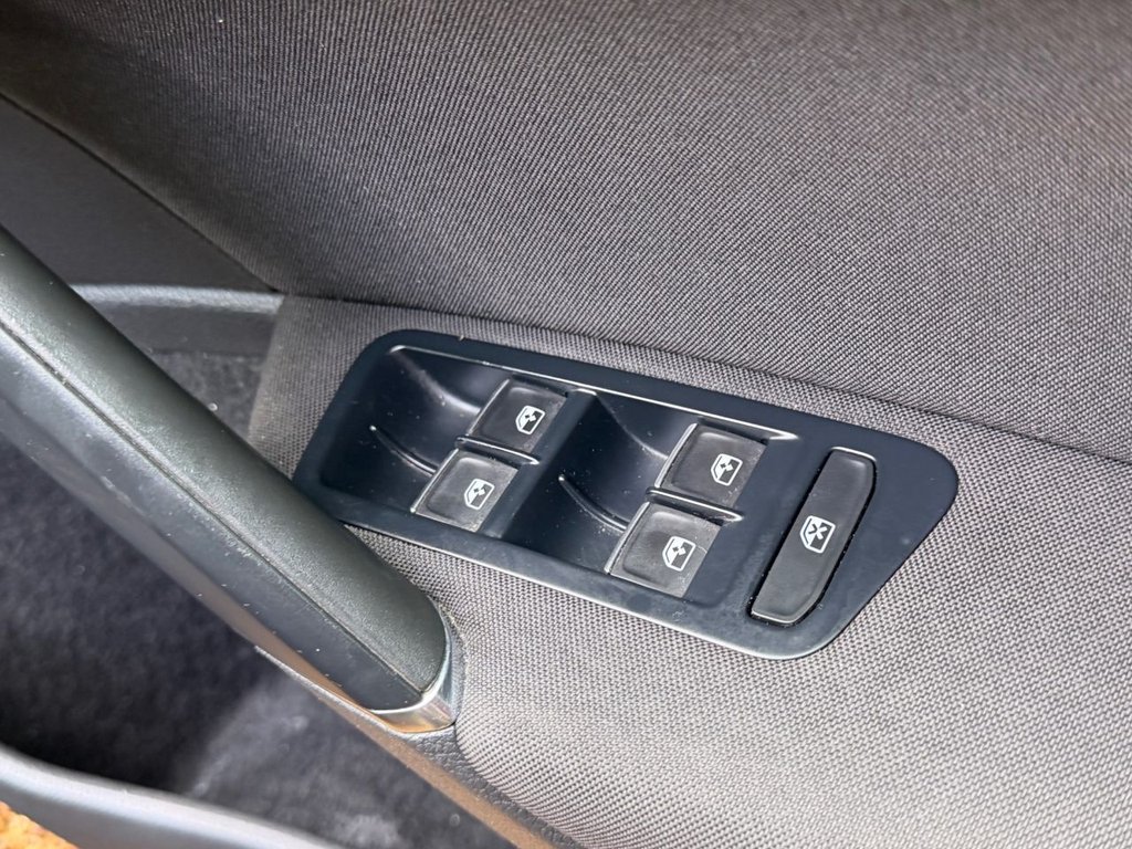 Used Volkswagen Golf 2017 for sale - 77551866: Photo 22