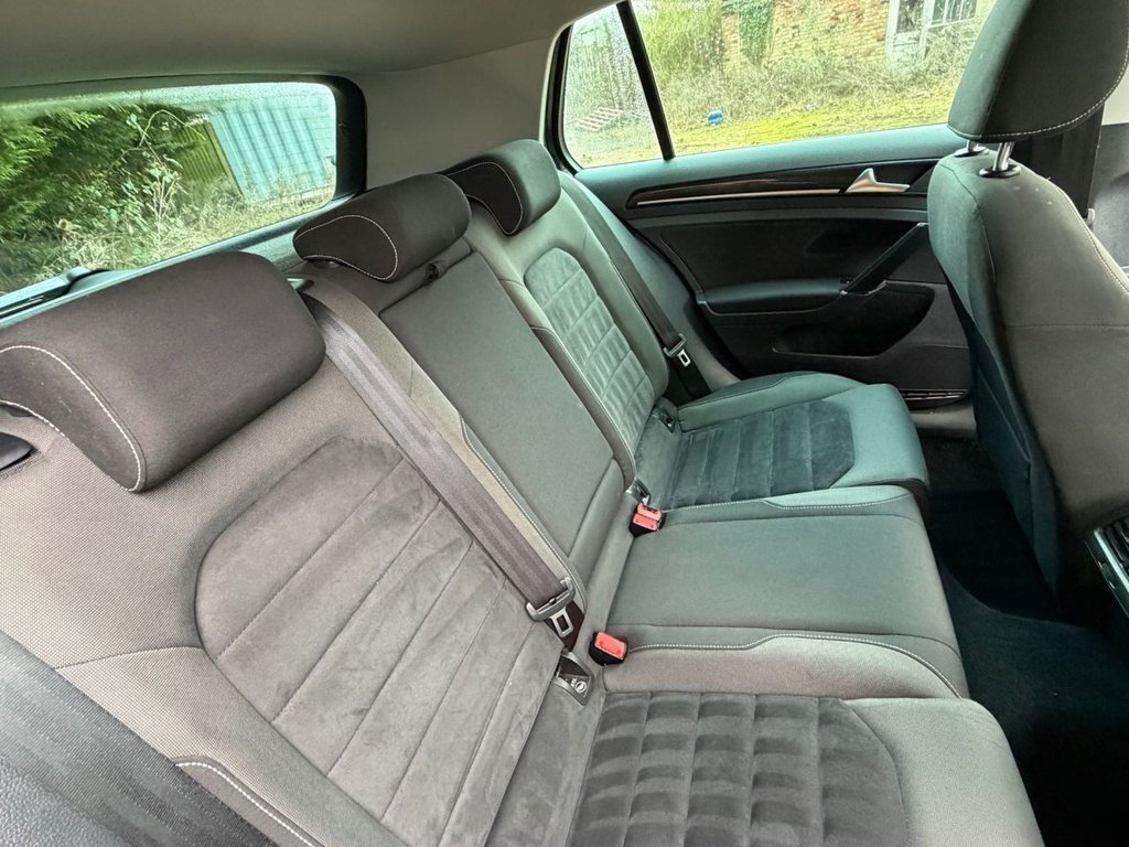 Used Volkswagen Golf 2017 for sale - 77551866: Photo 33