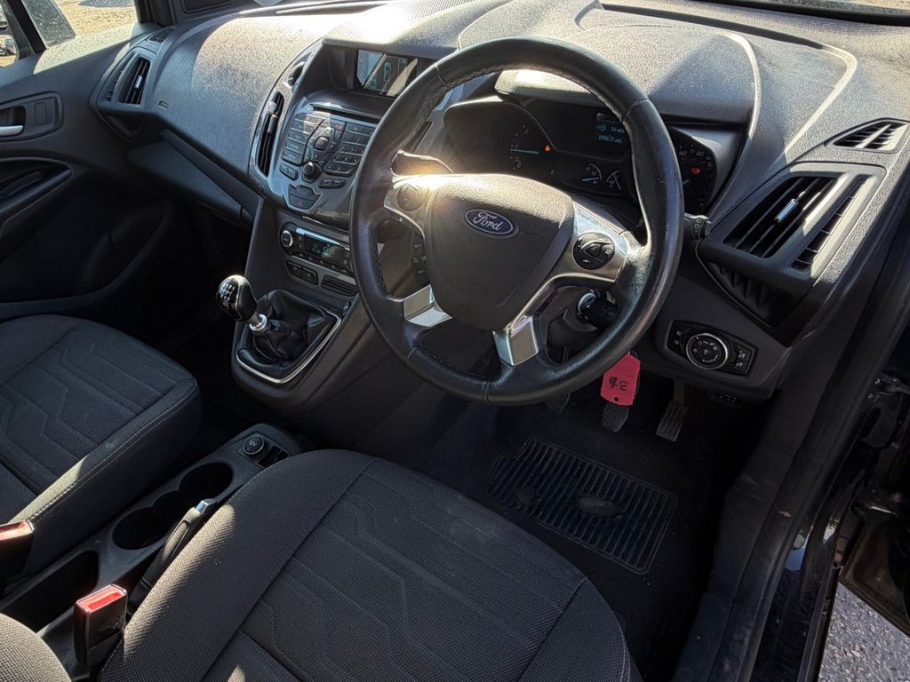 Used Ford Grand Tourneo Connect 2015 for sale - 77981584: Photo 6