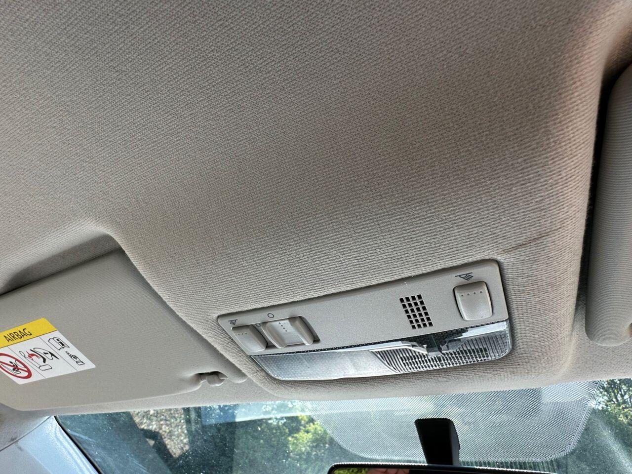 Used Volkswagen up! 2019 for sale - 77337765: Photo 34