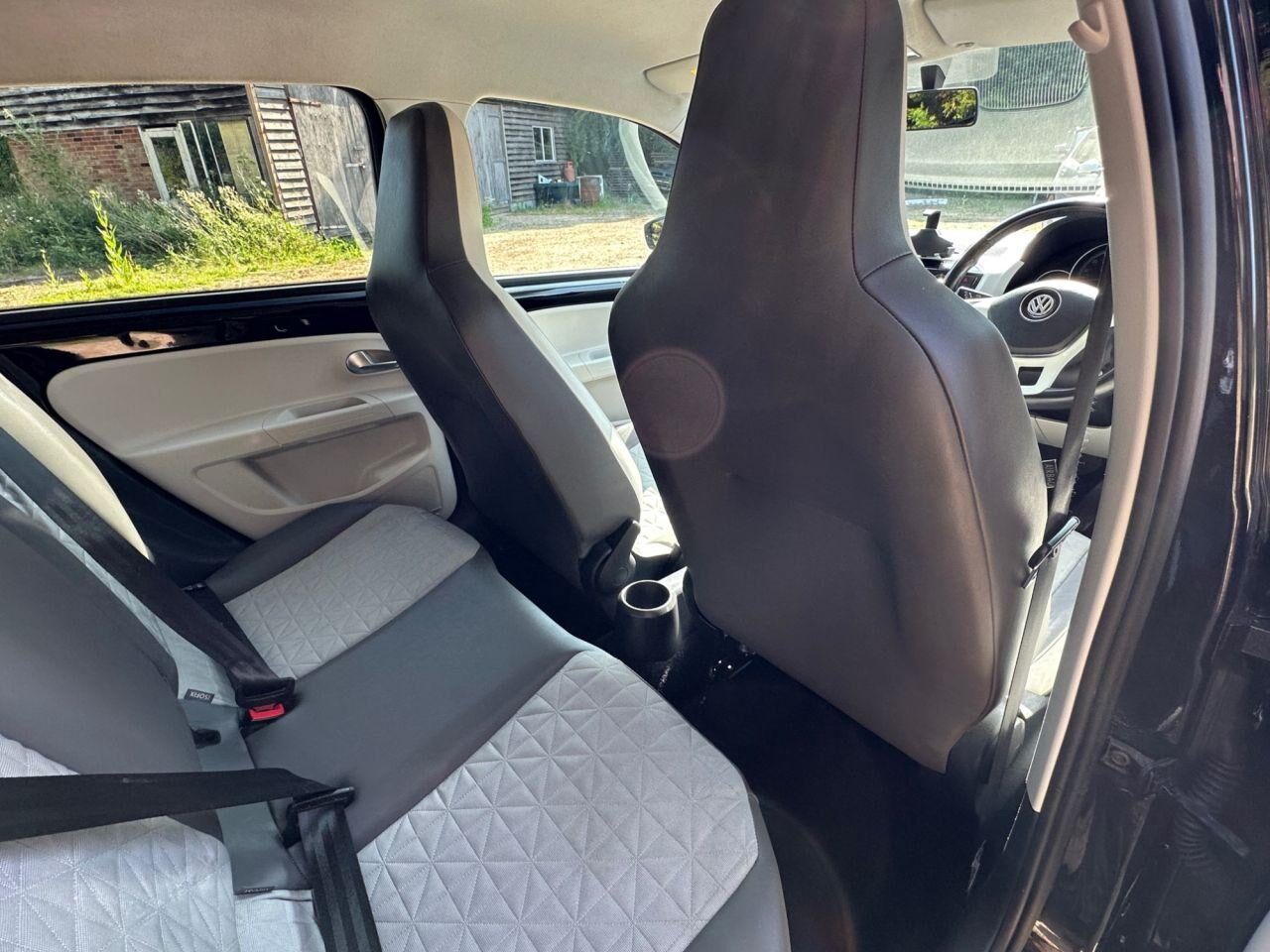 Used Volkswagen up! 2019 for sale - 77337765: Photo 35