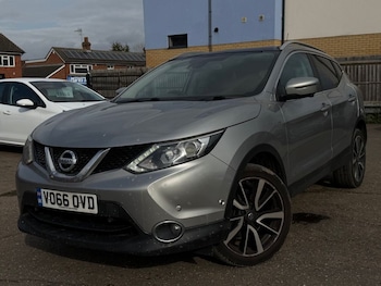 Used Nissan Qashqai 2016 for sale - 77826682: Photo