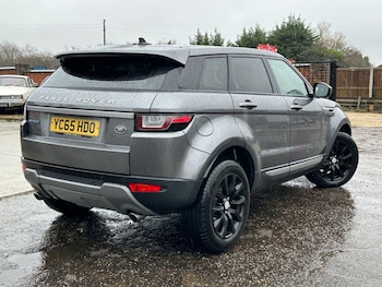 Used Land Rover Range Rover Evoque 2015 for sale - 77340679: Photo