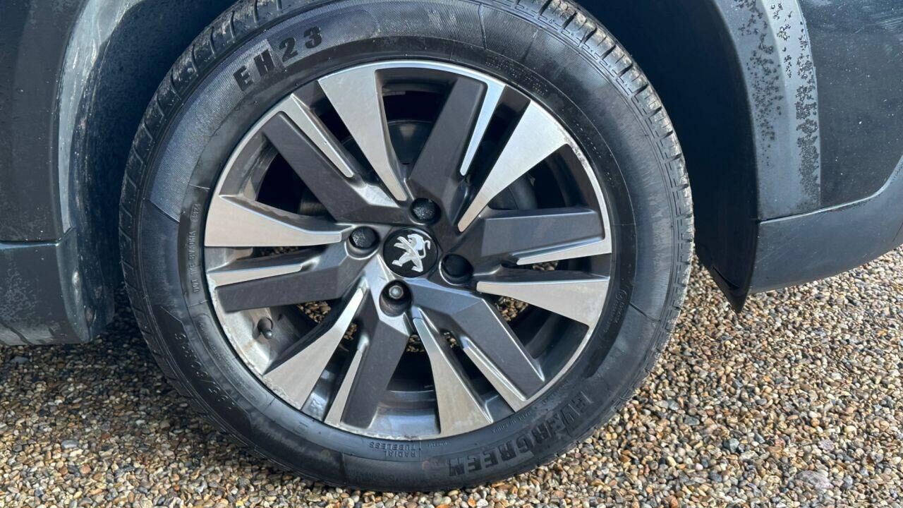 Used Peugeot 2008 2017 for sale - 77337737: Photo 14