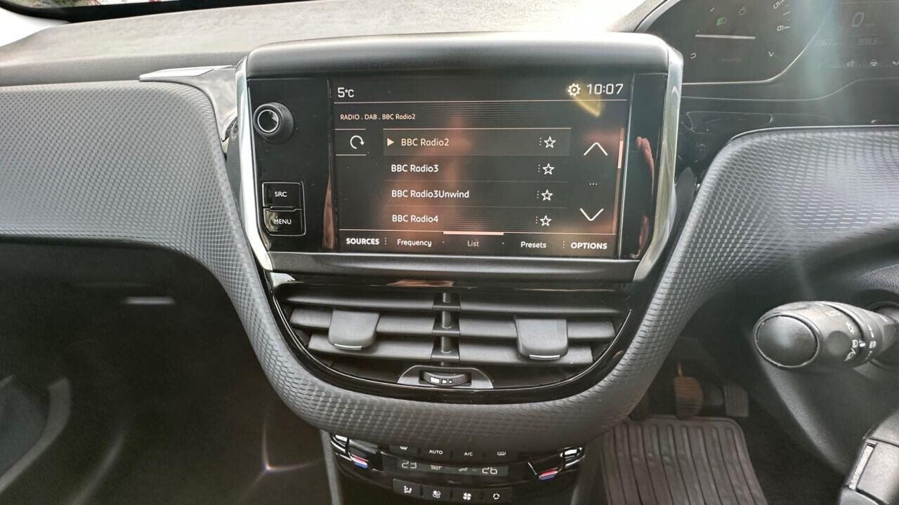 Used Peugeot 2008 2017 for sale - 77337737: Photo 30